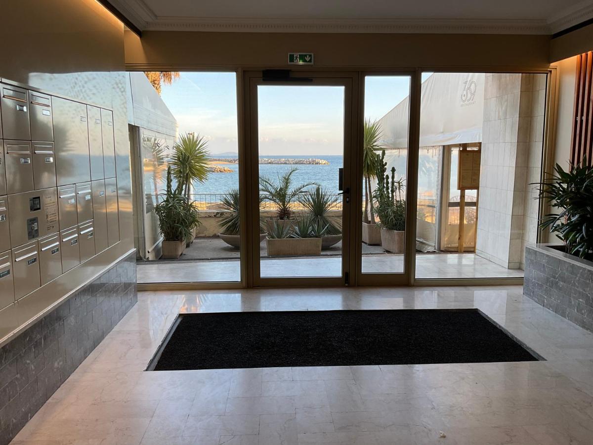 Somptueux appartement face à la mer Toulon Exterior foto